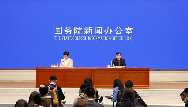 国家统计局新闻发言人就2021年10月份国民经济运行情况答记者问